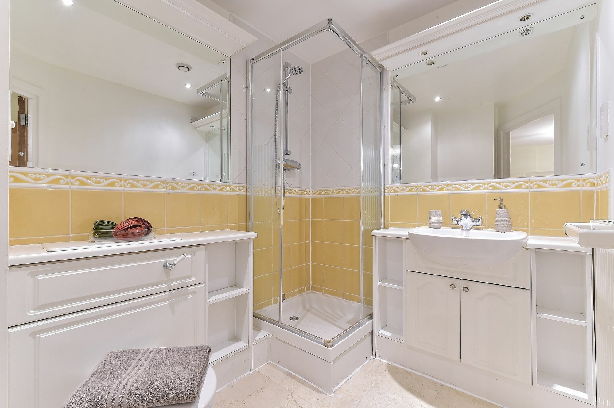 Tower Bridge Superior Apartments London Bagian luar foto